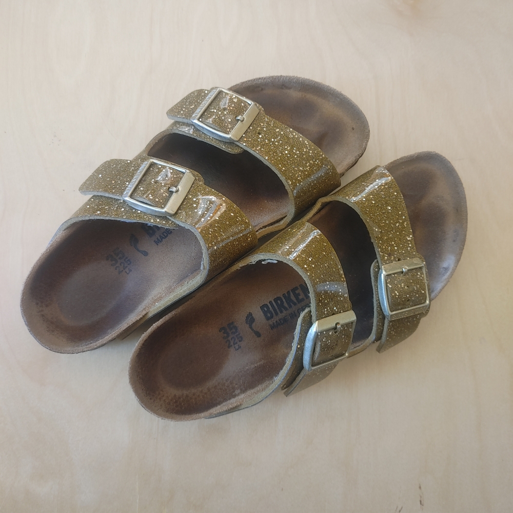 Birkenstock Kids Arizona Sandals in Gold Glitter
